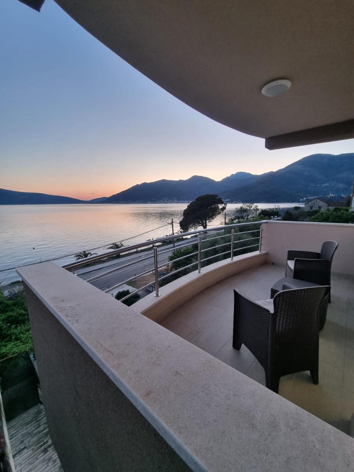 Matkovic Residence Tivat Ngoại thất bức ảnh